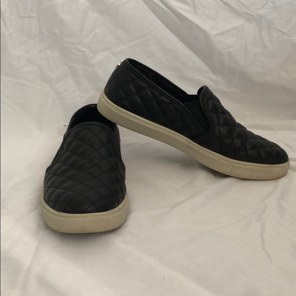 slip on sneakers